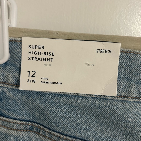 American Eagle Outfitters Light Blue Straight Leg Jeans - Picture 7 of 9